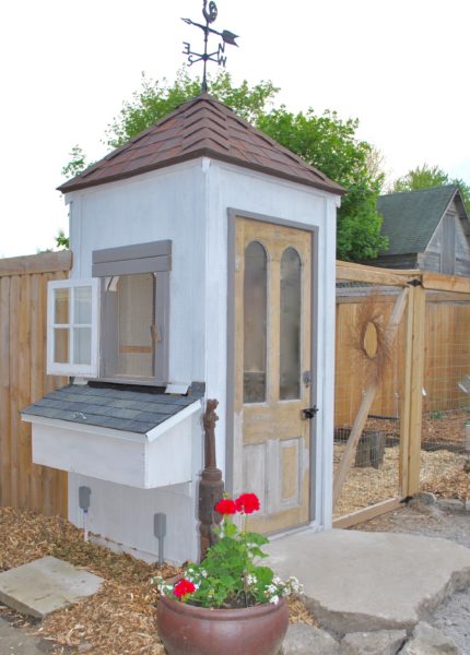 Back yard chicken coop and chicken run with repurposed concrete