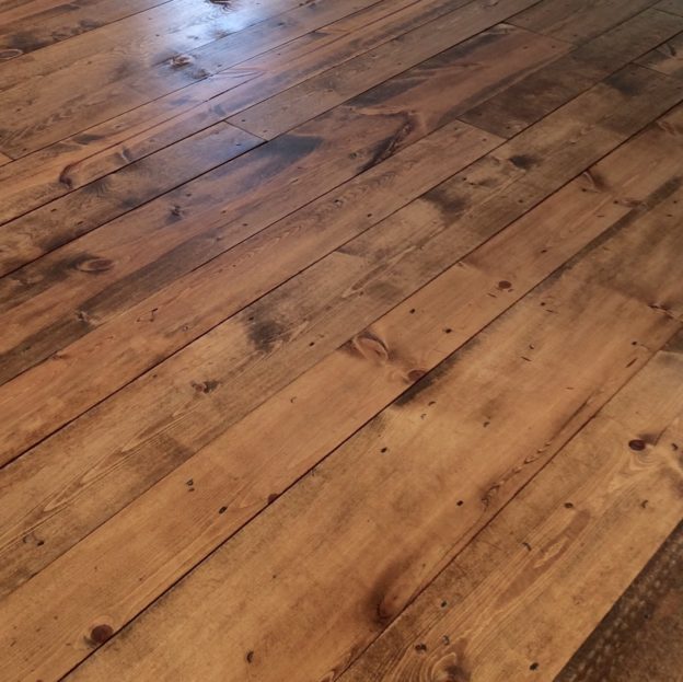 Inexpensive pine wood flooring