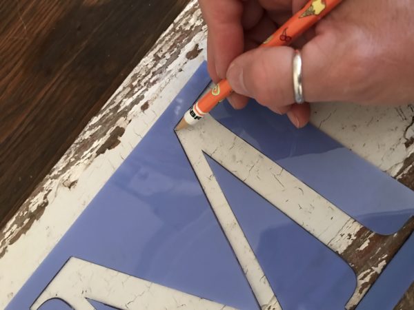 Hand Stenciled sign tutorial - House on Winchester