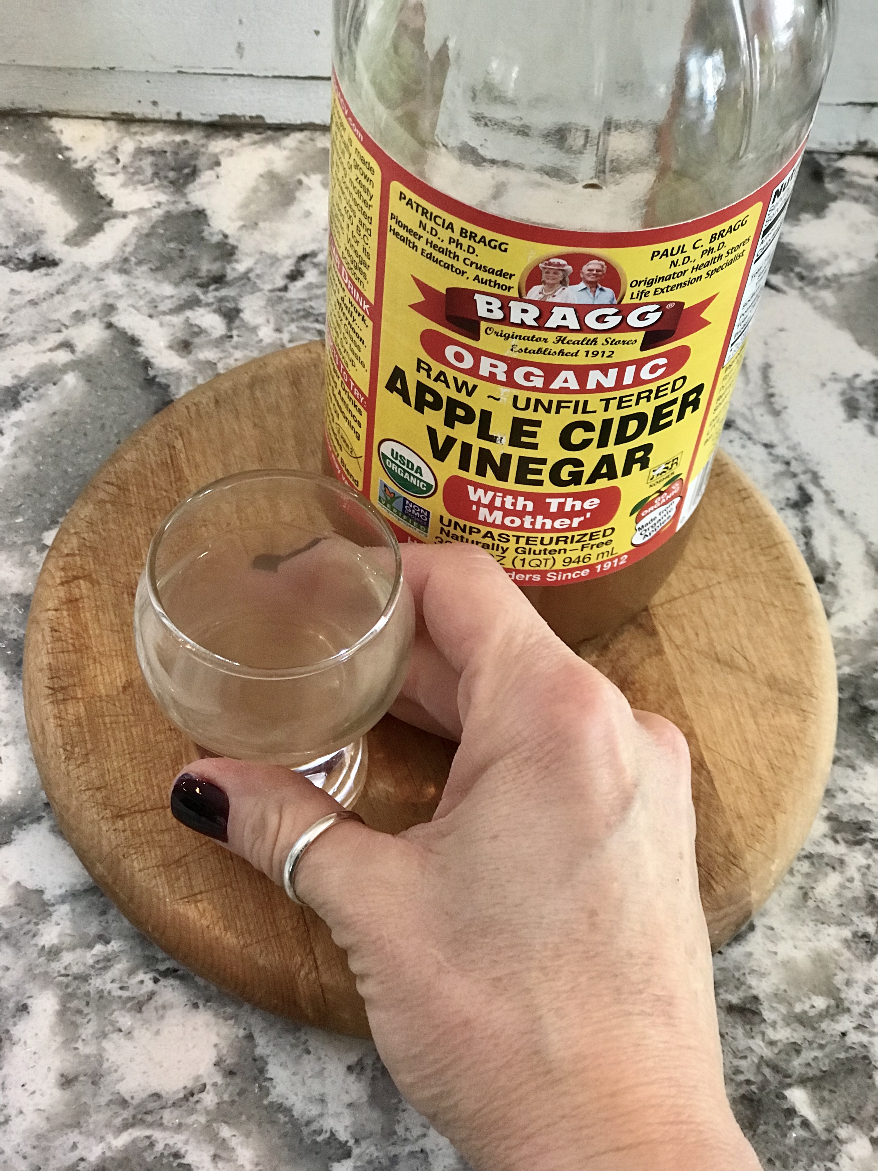 The Benefits of Drinking Raw Apple Cider Vinegar - House on Winchester
