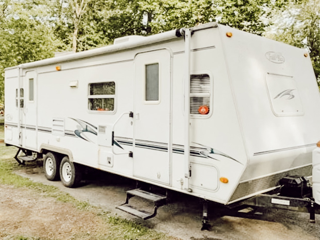 2003 Trail Bay Trailer - House on Winchester