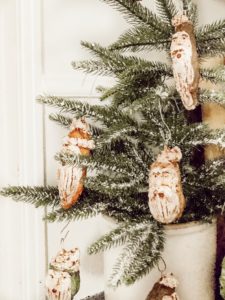 How to make antique looking santa ornaments