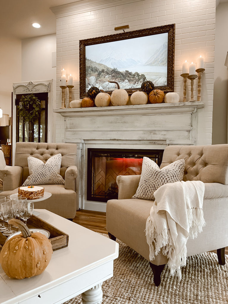 Quick and Easy Thanksgiving Fireplace Mantel Deb and Danelle