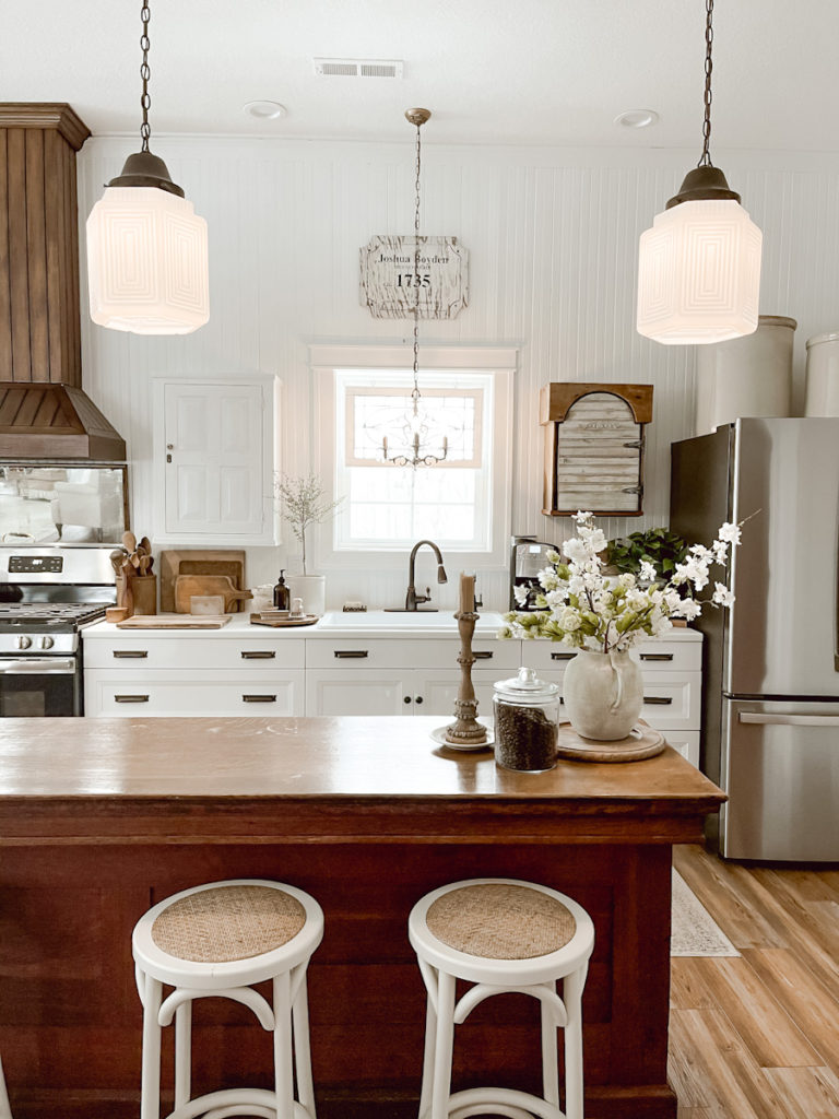 Cottage Kitchen Tour - Deb and Danelle