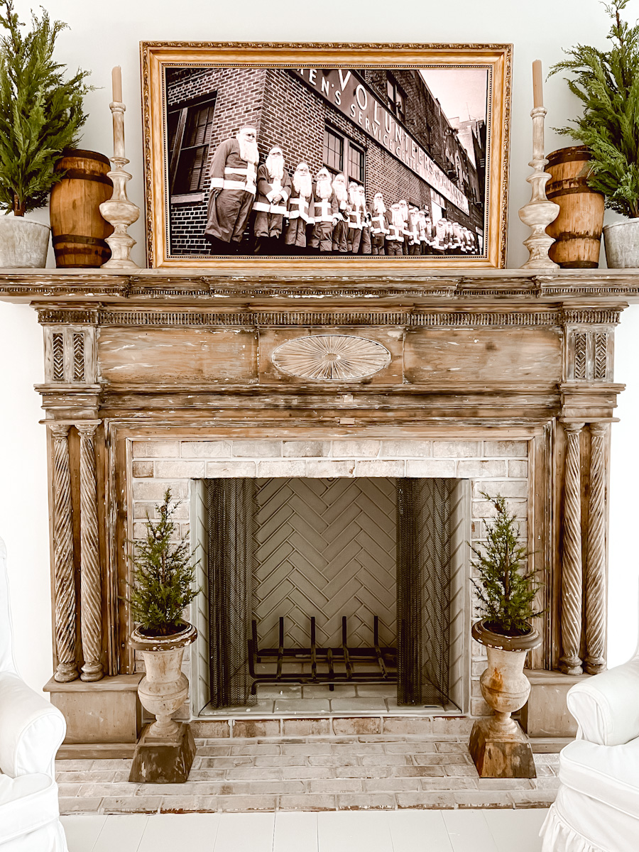 Simple Winter Fireplace Mantel