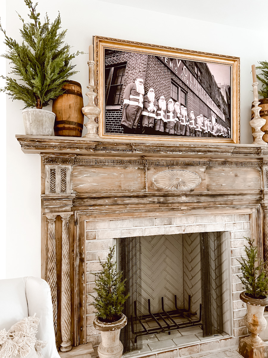 Simple Winter Fireplace Mantel - Deb and Danelle